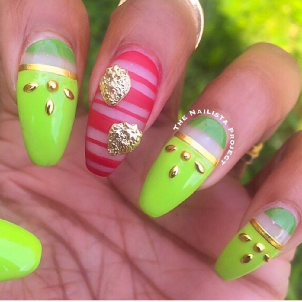 Strawberry Fields - nail wraps - Scratch - 4